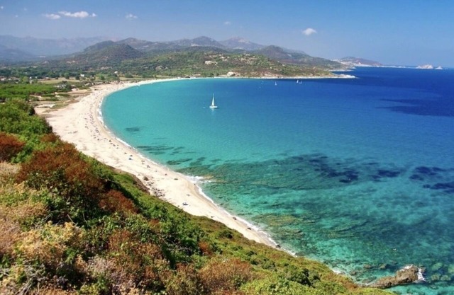 Charmant T2 Neuf Dans bas de Villa à 20 mn des Plages Dostriconi ou Lozari
