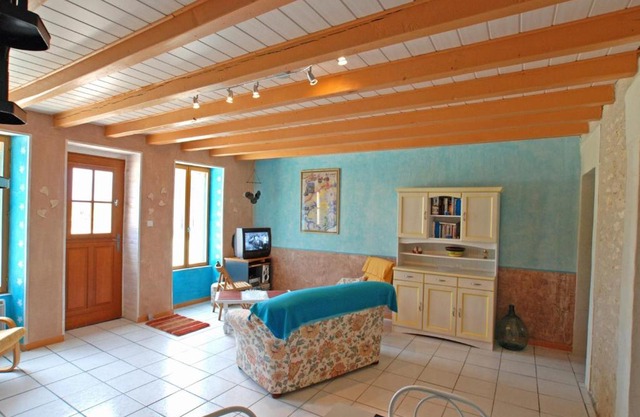 Charmante maison 57m² avec jardin, 2 ch, terrasse, WiFi, animaux admis, proche Chauvigny et La Roche Posay - FR-1-541-48