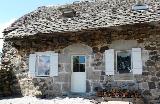 Charming gite - Parc des volcans d' Auvergne - 3 stars