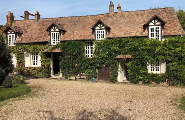 Charming house 20 mn from Giverny and 1 h from Paris