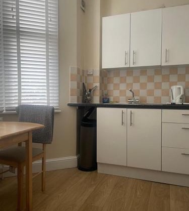 Charming 1 Bed Apartment