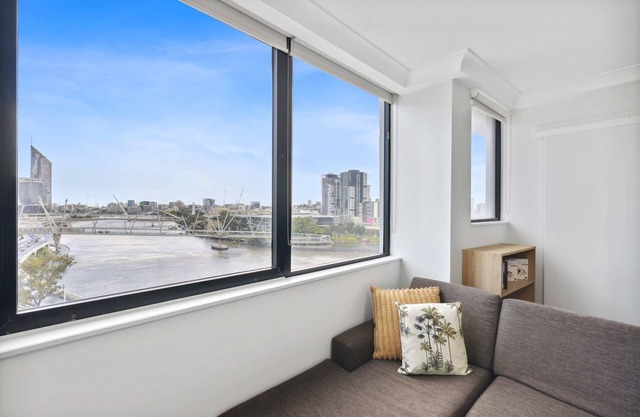 Charming 1-Bed Unit in an Unbeatable Location