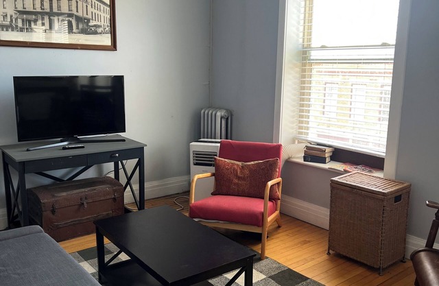 Charming 1-bedroom apartment in the historic Hotel Royal.