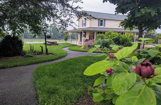 Charming 1-bedroom farmhouse in wonderful Taneytown with AC