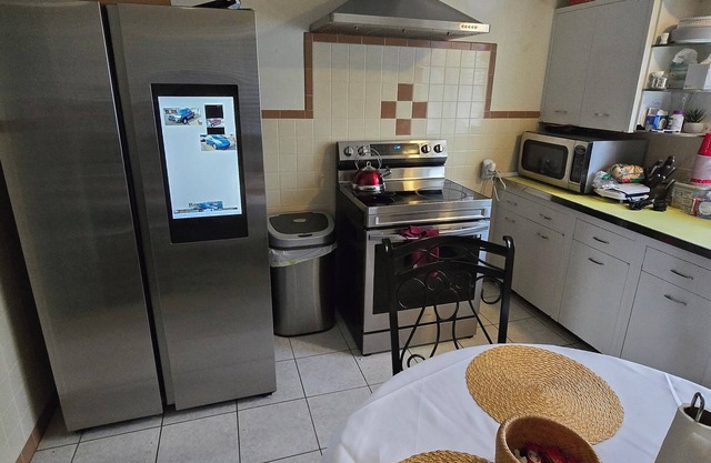 Charming 2-bedroom house with WiFi, AC in superb Greenwich Township