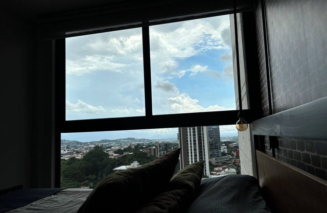 Charming 2-bedroom apartment in lovely Rohrmoser with AC, fitness room, WiFi