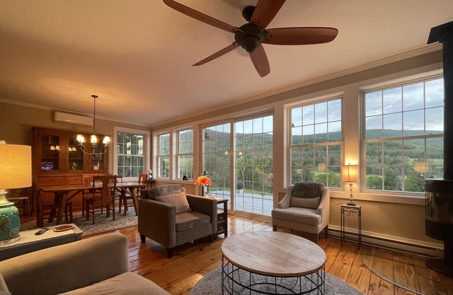 Charming 2-bedroom Country Cottage in the Catskill Mountains