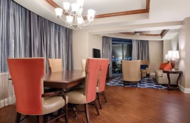 Charming 2 bedroom hotel suite in beautiful National Harbor.