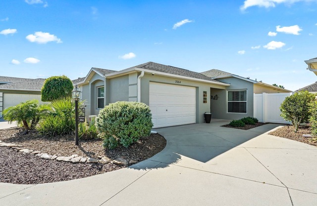 Charming 2-Bedroom Courtyard Villa in The Villages