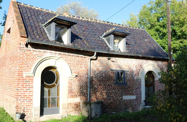 Charming 2-Person Loft in Historic Stable, Near Spa and Scenic Attractions