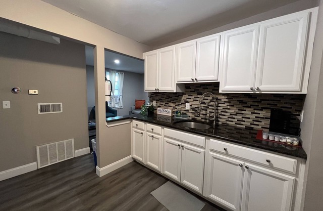 Charming 3-bedroom resort with WiFi, AC in lovely Seaside Heights