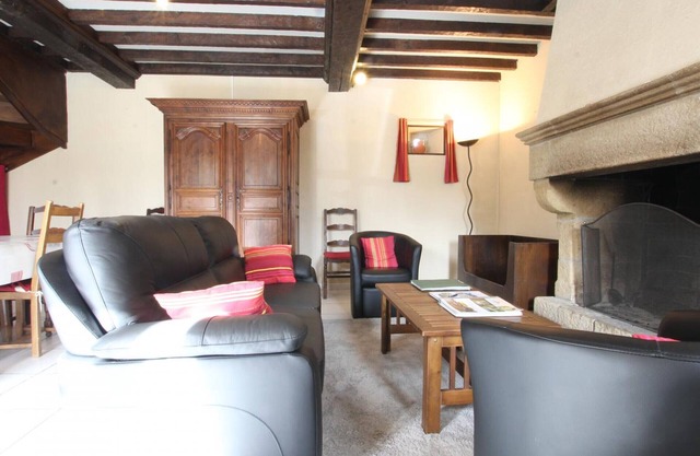 Charming 3-Bedroom House in Tocqueville, Near Beaches, with Garden and WiFi