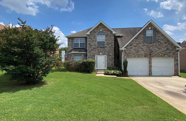 Charming 3-bedroom house in delightful McDonough with WiFi, AC