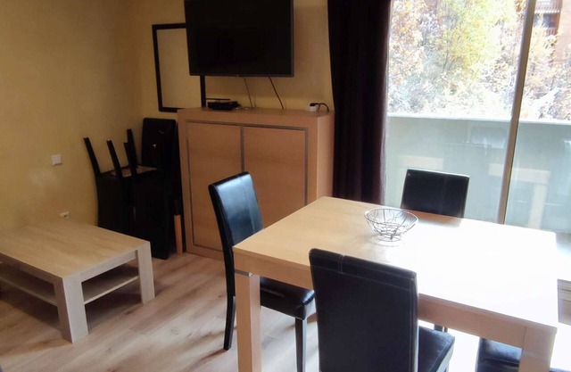 Charming 3-room near slopes, parking, Isola 2000