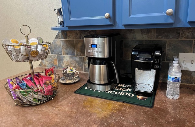 Charming 3bedroom townhome with WiFi In Midway Park. Close to Texas Tech and LCU