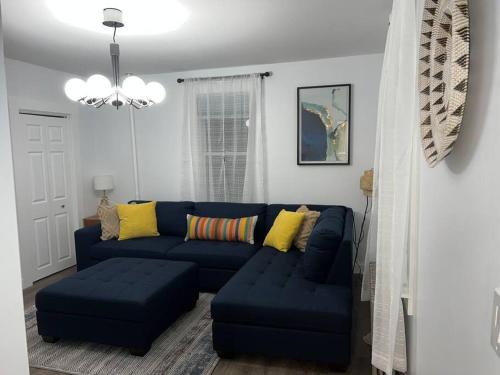 Charming 3BR, 1BA Near Heart of Boston!