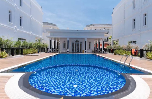 Charming 3BRS Private Villa - Superb Center - FREE POOL in fantastic Da Nang