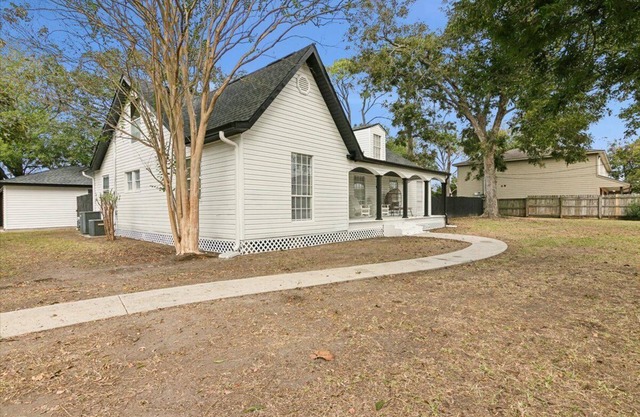Charming 4-Bedroom Retreat with Pool & Modern Amenities