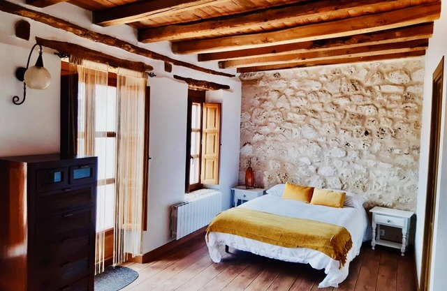 Charming accommodation, next to Ribera del Duero and Hoces del Duratón