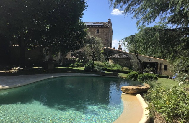 Charming apartment in the heart of Provence at the foot of Mont Ventoux