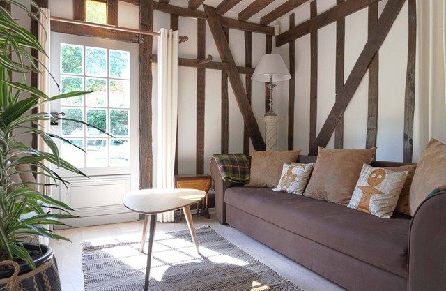 Charming apartment with large garden