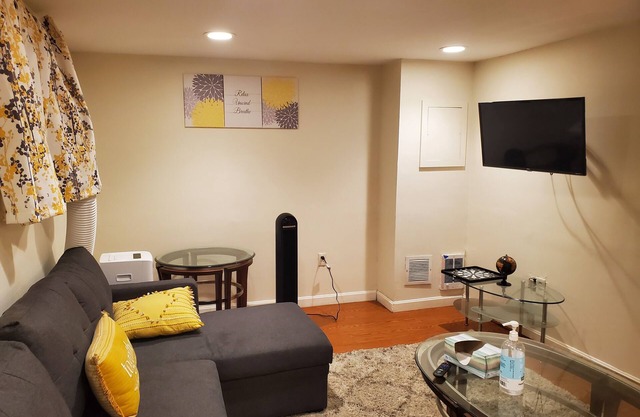 Charming B&B close to Salem and Boston