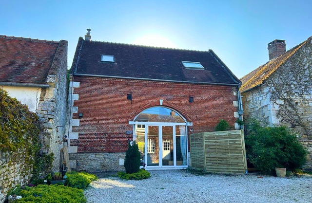 Charming Barn and Private Spa