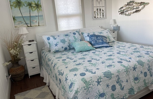 Charming Beach Cottage