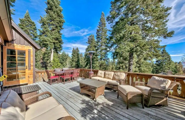 Charming cabin on the Lake!