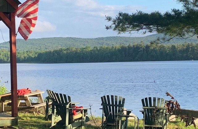 Charming Camp on Water's Edge-Canoe, Loons, Turkeys, Fish and an Eagle