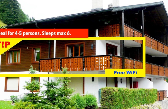 Charming chalet apartment in Portes du Soleil, close to elevators.