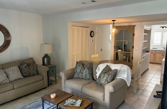 Charming Condo steps to Village