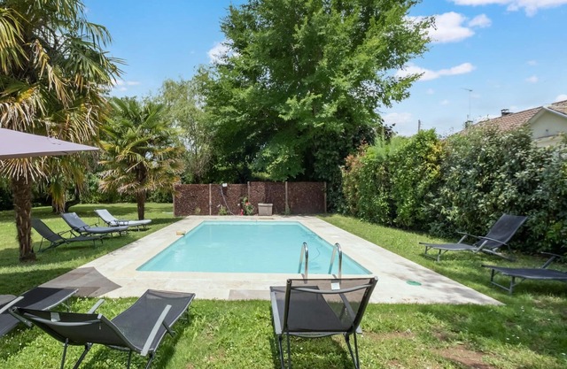 Charming cottage in Prayssac with private pool