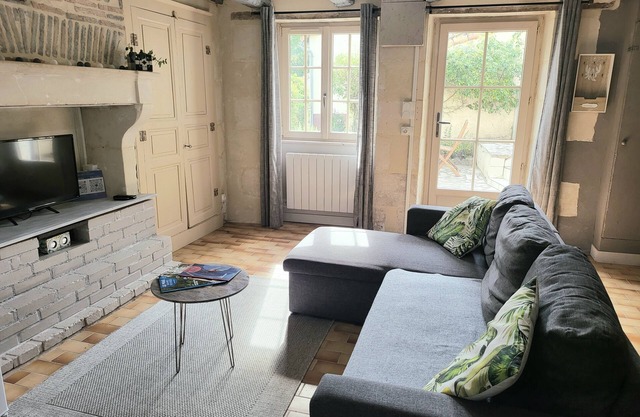 Charming cottage near Futuroscope, medieval city Chauvigny and La Roche Posay