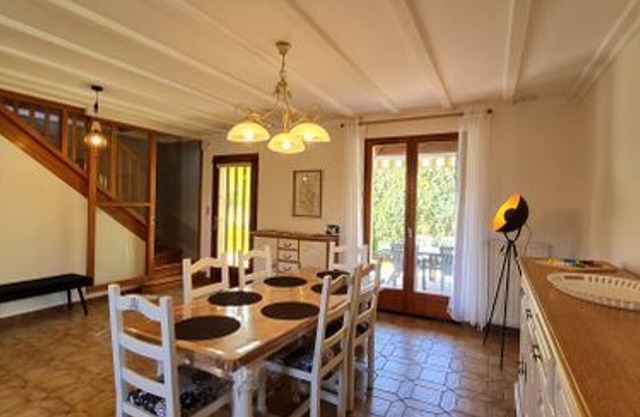 Charming Cottage with Garden, Terrace, and Scenic Views in a Quiet Area