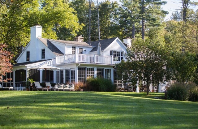 Charming Country Getaway on Stillwater Pond