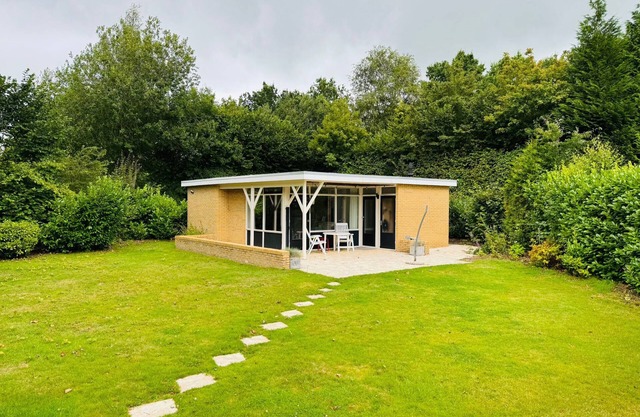 Charming detached holiday home within walking distance of Nije Hemelriek and Gasselterveld – perfect for those seeking peace, comfort, and nature in the heart of Drenthe.