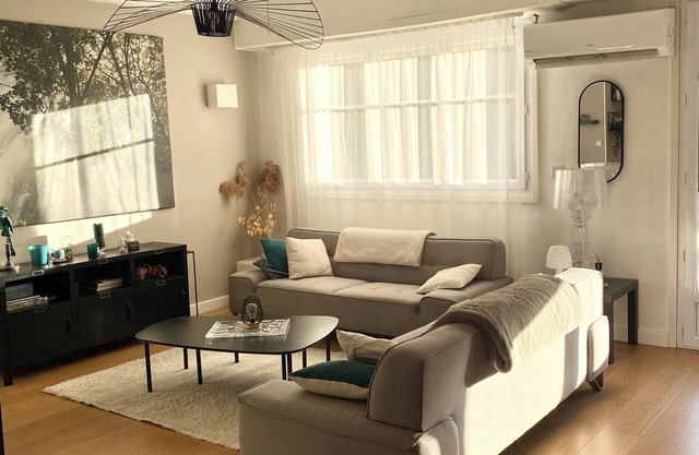 Charming duplex apartment in town center