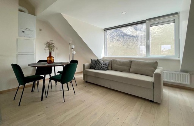 Charming duplex on the canal Brussels