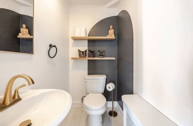 Charming Family & Fido Oasis in Washington D.C.