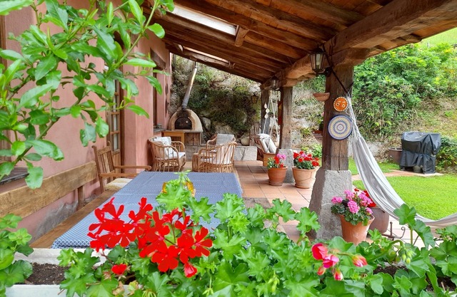 Charming farmhouse located in the heart of the Araiz valley.