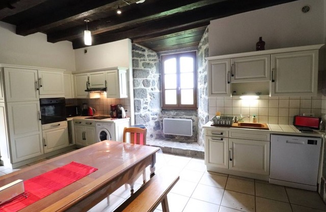 Charming 1771 Home near Auvergne Volcanoes, Close to Salers, with Fireplace & Spacious Garden