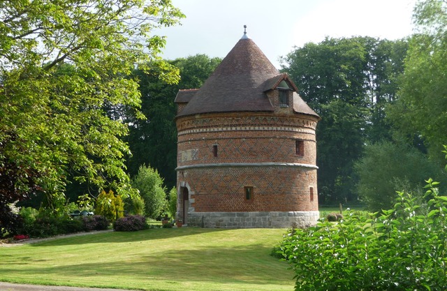 Charming gîte in a dovecote