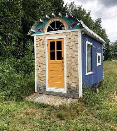Charming Gypsy Caravan for Vacations in White Mountain National Forest