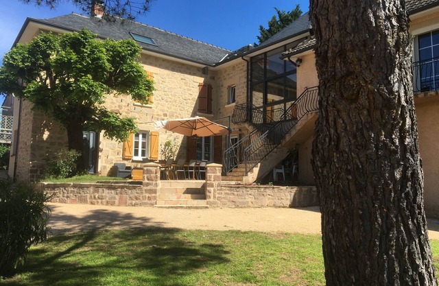 Charming house in the heart of the Correze countryside for 16 to 24 people