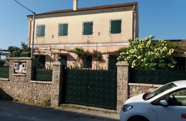 Charming House with beautiful country view from large terrasse