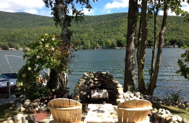 Charming Lake George - Lake Front Cottage On Beautiful Warner Bay