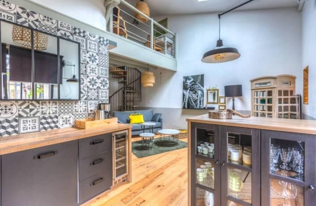 Charming loft 75m2, Route des vins.