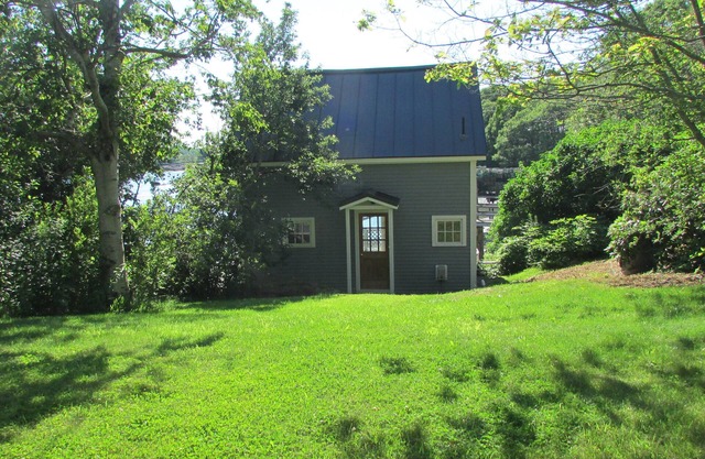Charming Maine cottage overlooking the working waterfront.