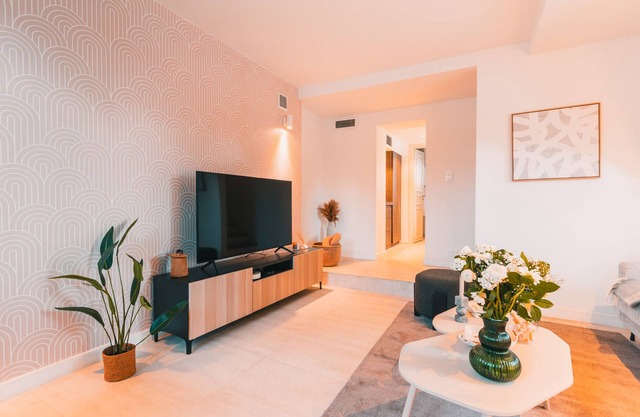 Charming Maisonette at Prado Carré d’Or by Maison